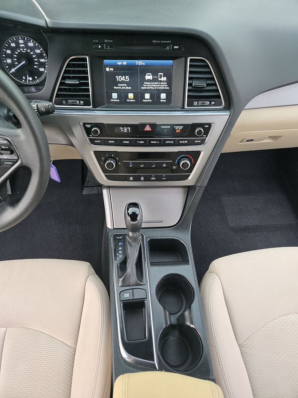 Thumbnail: 2017 Hyundai Sonata SE