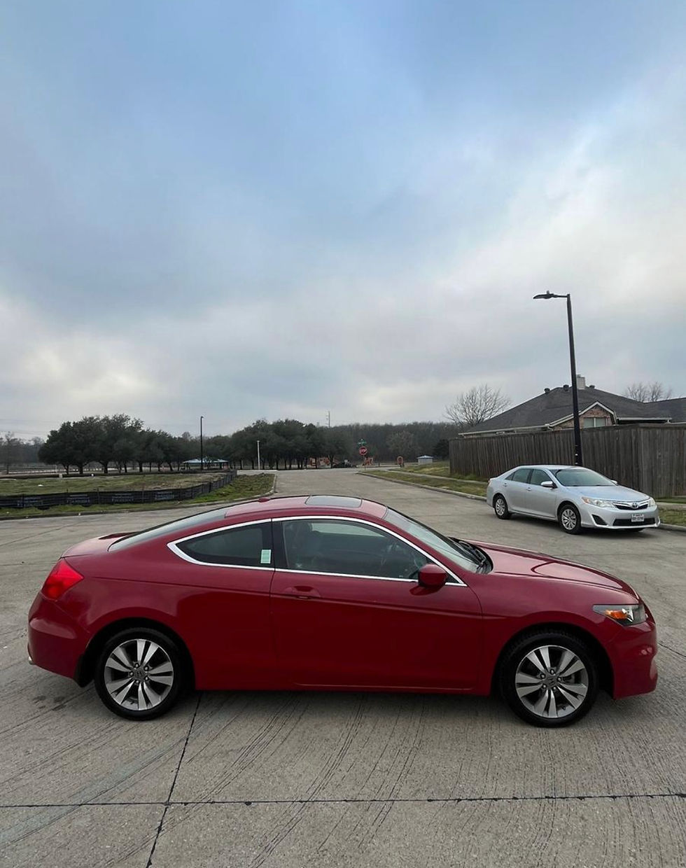 Thumbnail: 2012 Honda Accord EX-L