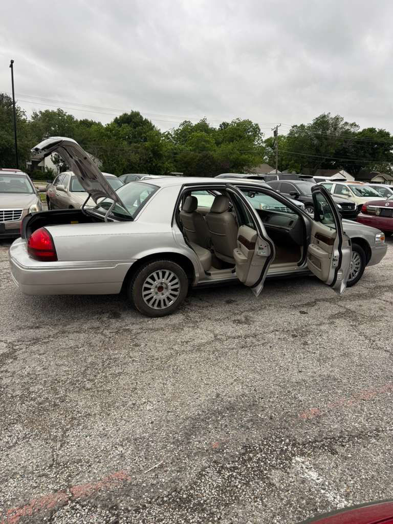 Thumbnail: 2007 MERCURY GRAND MARQUIS LS