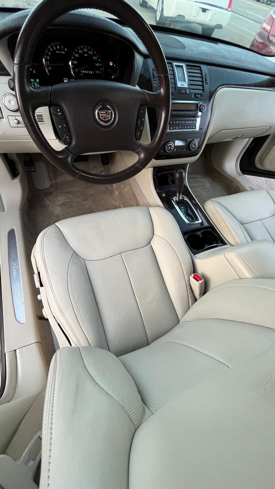 Thumbnail: 2009 Cadillac DTS