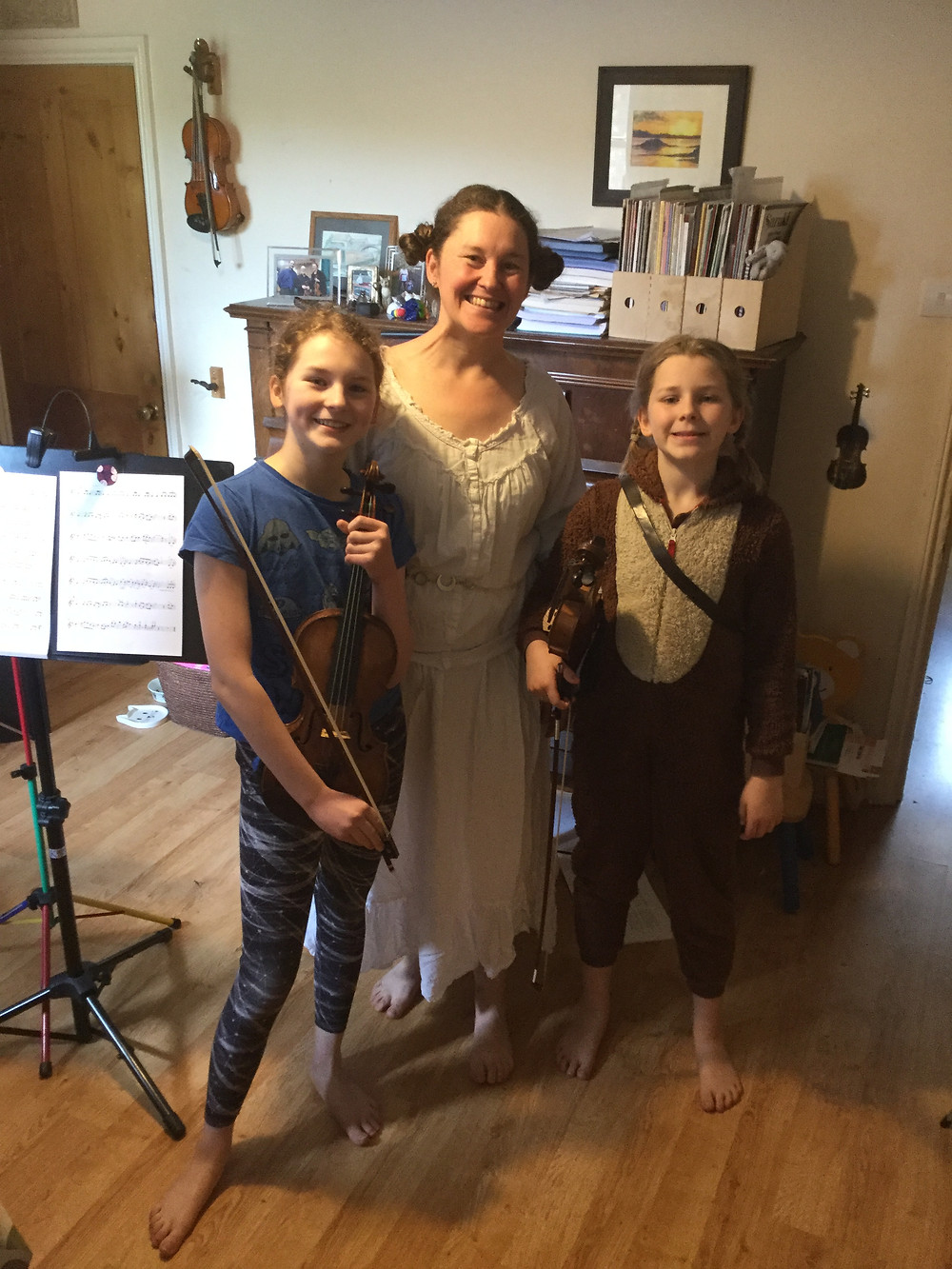 Mother and two daughters dressed up as Star wars characters