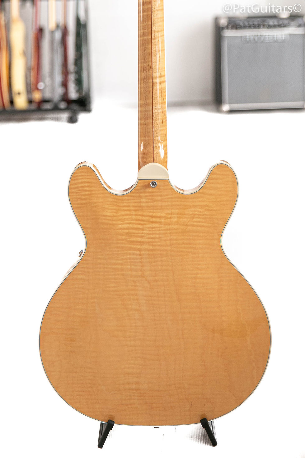 Thumbnail: 1996 Guild Starfire IV USA in Antique Natural