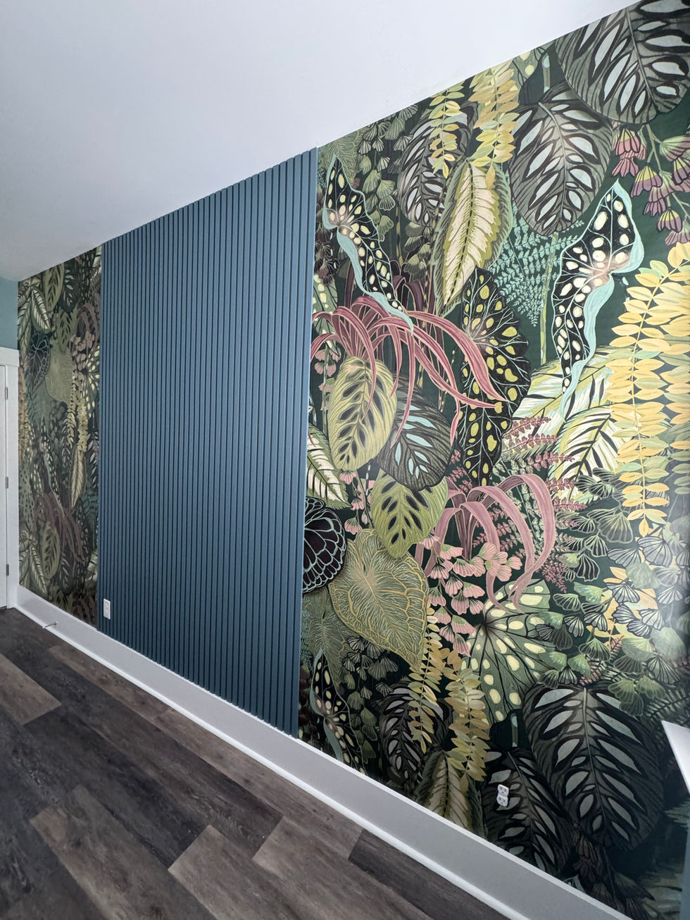 York: Greenery Wall Mural in Jade