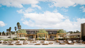 Primitivo es un proyecto hotelero de 22 habitaciones que integra club de playa y SPA, concebido como un santuario de contemplación y descanso. Ubicado en una playa excepcional, donde se aprecia el paso de ballenas y el anidamiento de tortugas marinas, el proyecto se inserta en un entorno natural de alto valor ecológico y paisajístico.
La propuesta arquitectónica busca generar un diálogo respetuoso entre el desierto y el mar, utilizando materiales en su estado más puro —madera, piedra, tierra y concreto aparente— para expresar autenticidad y permanencia. Cada espacio se diseña con la intención de provocar una experiencia sensorial, donde la luz natural, la ventilación cruzada y las texturas orgánicas se convierten en elementos protagónicos.
El conjunto se organiza de manera que la arquitectura no compita, sino que acompañe al paisaje. Los recorridos, las vistas y la integración de patios y terrazas permiten que el huésped viva una conexión directa con la naturaleza, en un ambiente de armonía y equilibrio.
Primitivo no solo es un hotel, sino una invitación a experimentar la pureza del lugar, donde el bienestar surge del encuentro entre arquitectura, territorio y vida marina.