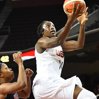 New York Liberty and Team USA, Tina Evans, wearing an Eschen face mask!