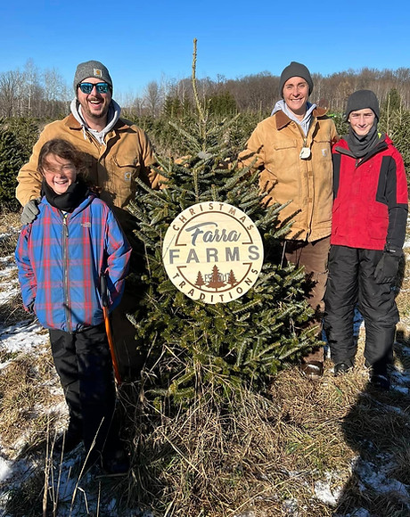 Tree Farm Family - The Farras