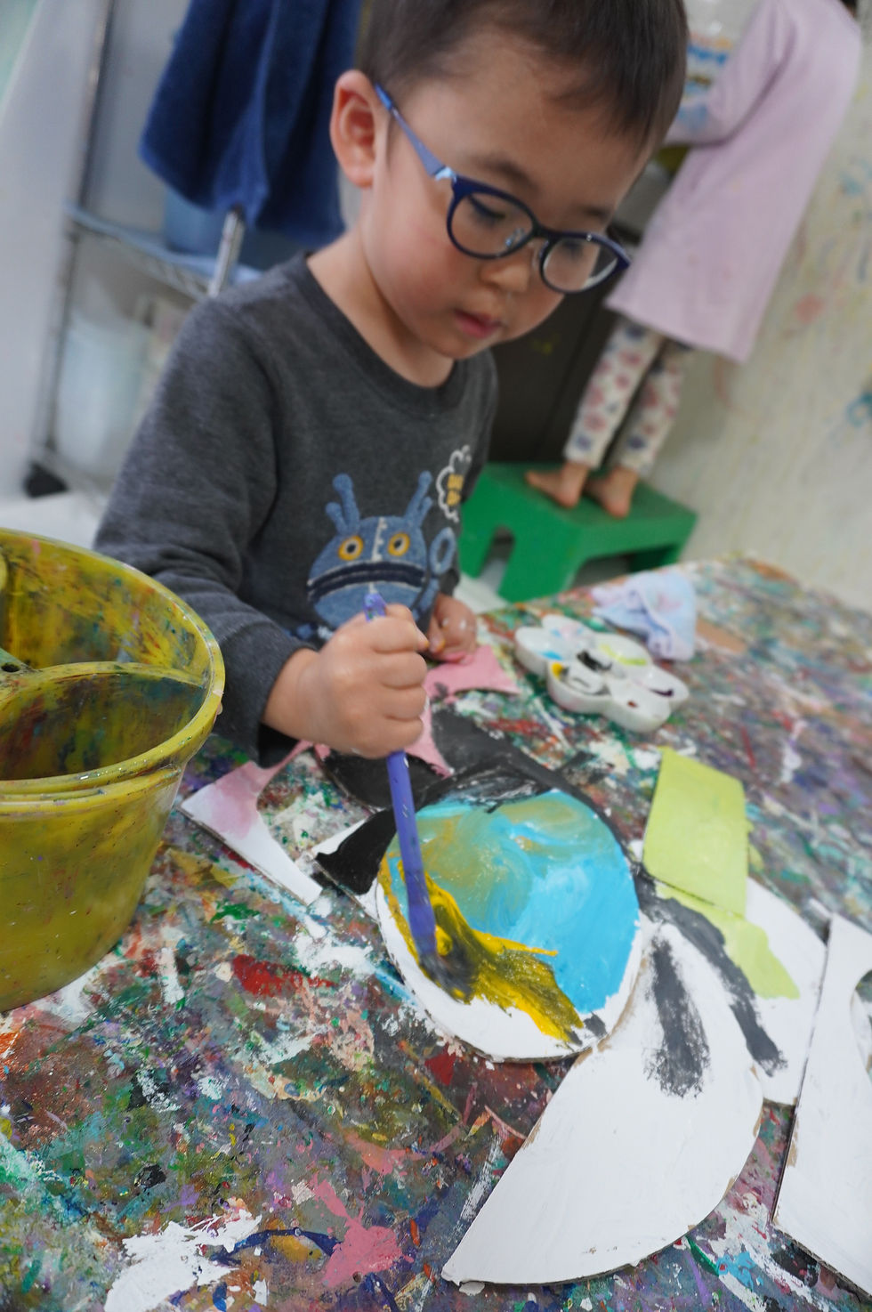 造形教室 幼児 へんてこなとり