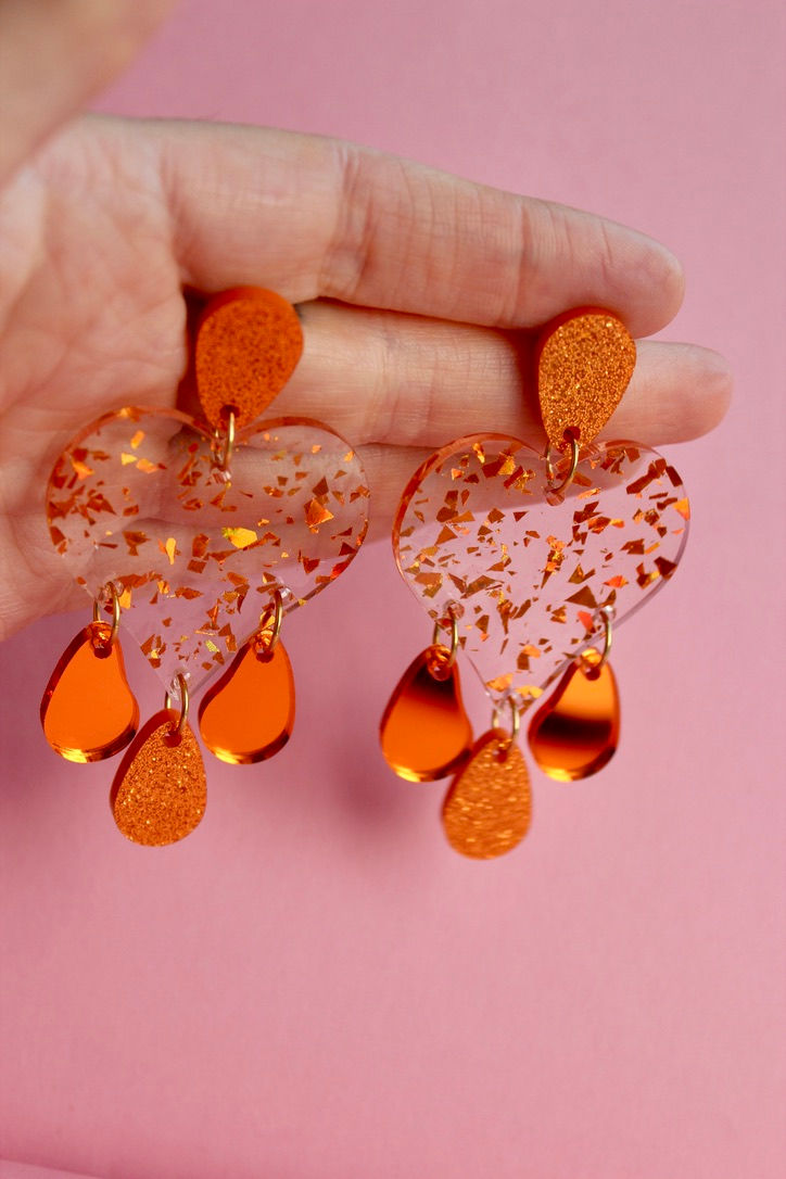 Miniatyrbild: Shower of Love