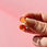 Miniatyrbild: Matta orange prickar
