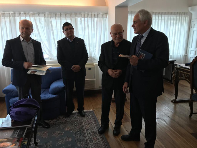 Premio e Visita Delegazione della Onlus "Solidarietà in buone mani".