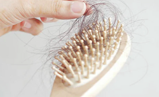 chute de cheveux postpartum