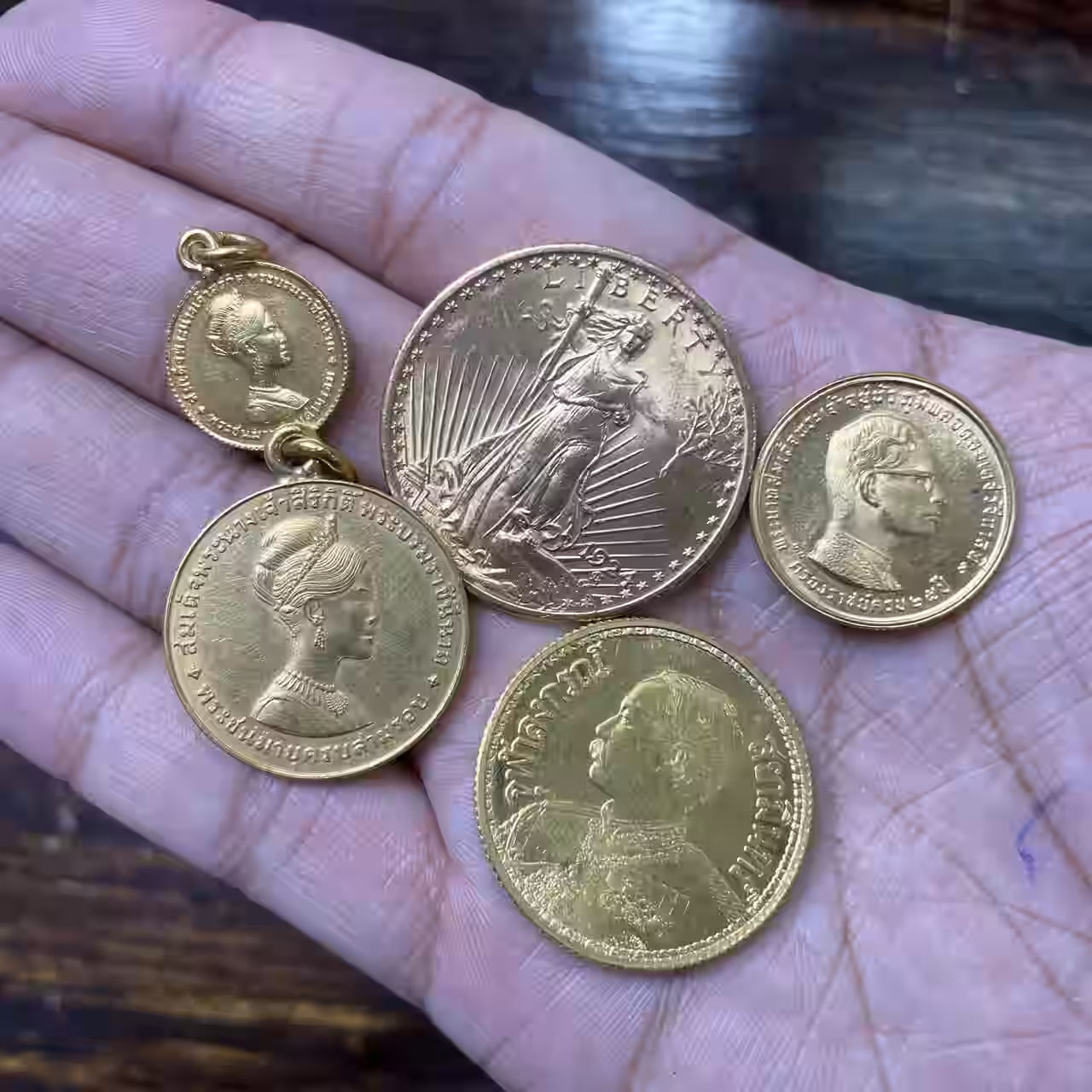 รับซื้อเหรียญทองคำ