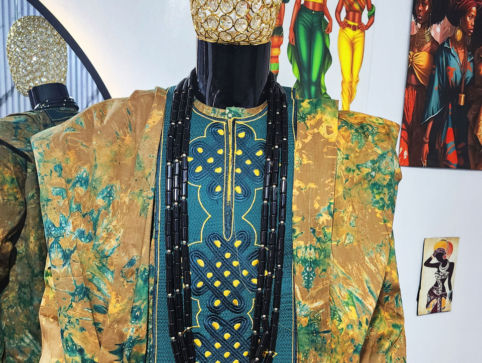 kaftan, agbada, dansiki, esiki
