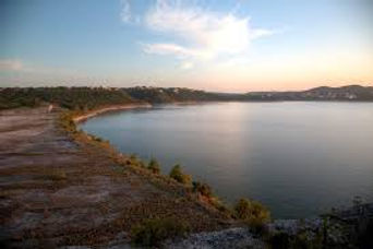 Canyon Lake.jpg
