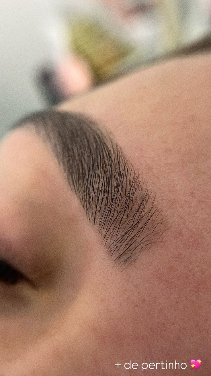 Tintura de sobrancelha