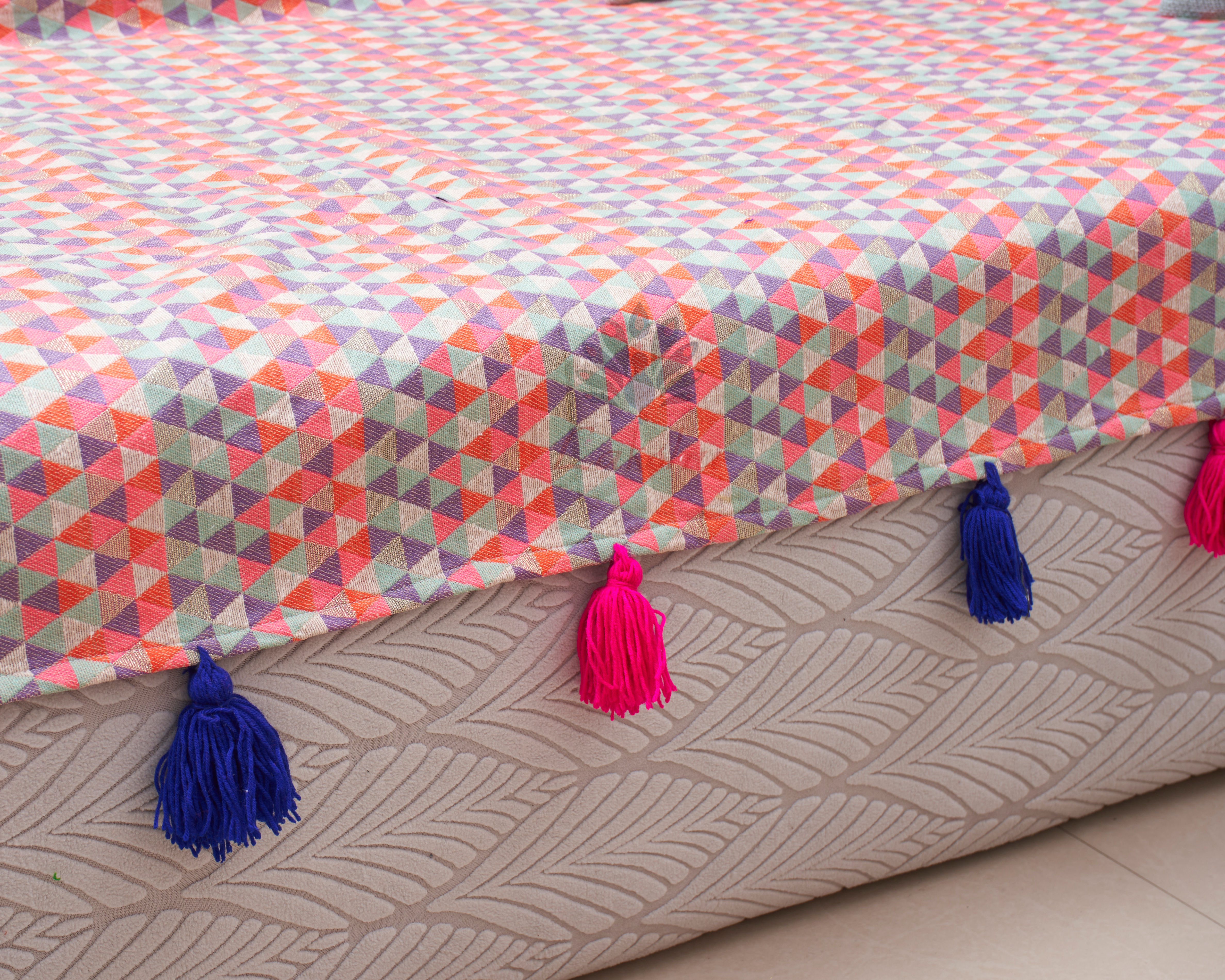 Jacquard Cotton Handloom Sofa Cover|Sofa Runner - Pink with Multicolour