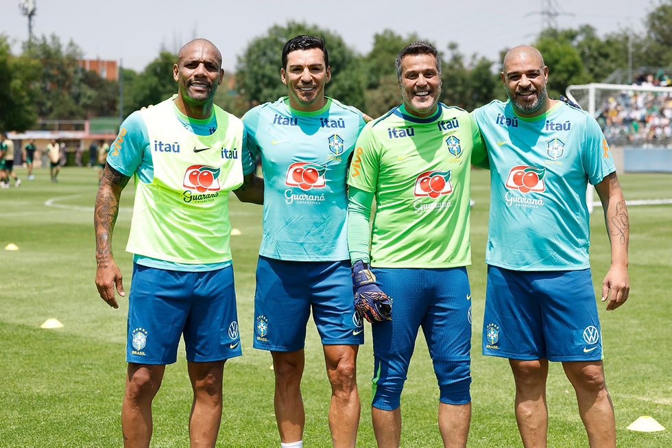 Kaká e Adriano Marcam Golços, mas Lendas do Brasil Perdem para o México por 3 a 2 no Azteca