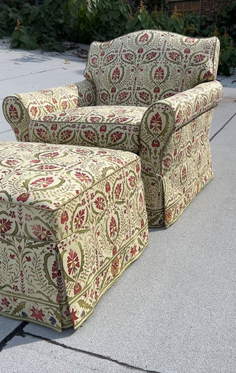 Arm Chair + Ottoman, le Gracieux Keshte