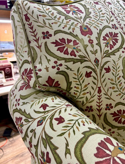 Arm Chair + Ottoman, le Gracieux Keshte