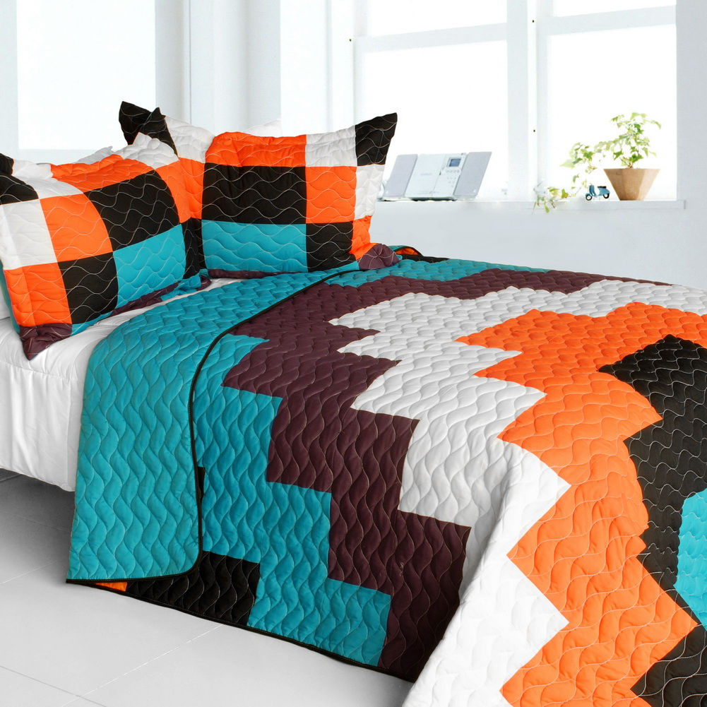 Minor Cause Vermicelli-Quilted Patchwork Geometric Quilt Set Full/Queen