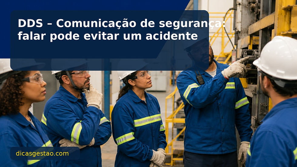 Equipe dialogando sobre um risco no ambiente de trabalho para prevenir acidentes