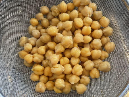 Making Hummus Is a Vibe