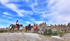 Sunset horse riding tour