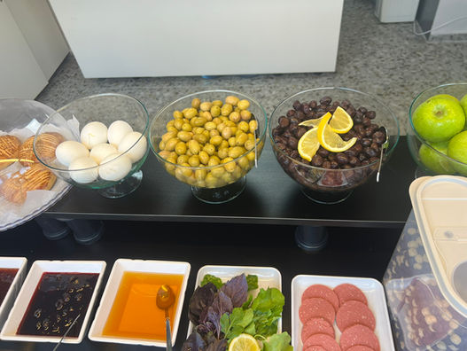 Ada Park Otel Açık Büfe Kahvaltı