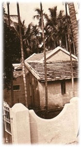 oldChikaAshram1
