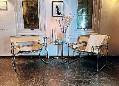 Ewa & Maude är ett mysigt centralt hotell i Göteborg med promenadavstånd till Linné, Haga, Slottsskogen, Botaniska och mycket mer. Välkommen till det lilla hotellet i Änggården.