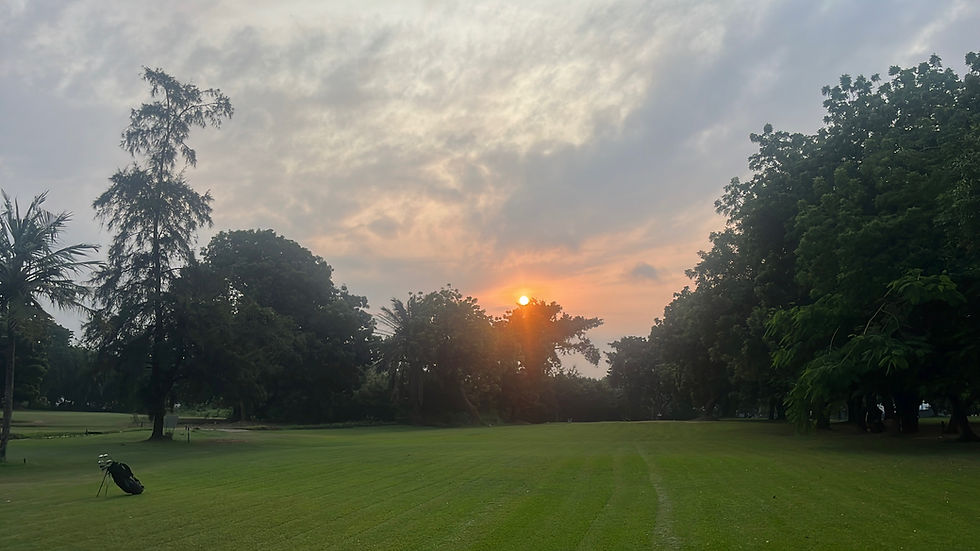 Early morning golf is the best. The difference here is that there is no Doug Moore at the crack of dawn and I miss seeing the Aarons on their morning walk.