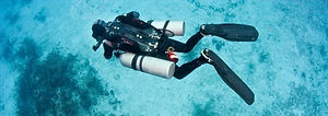 sidemount-diver_edited.jpg