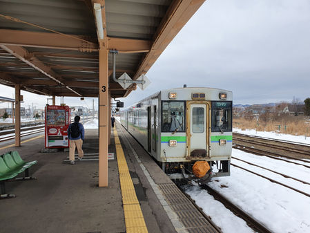 How to Ski Japan by Train