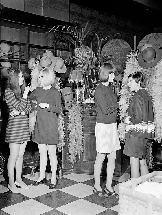 BIBA GIRLS.jpg