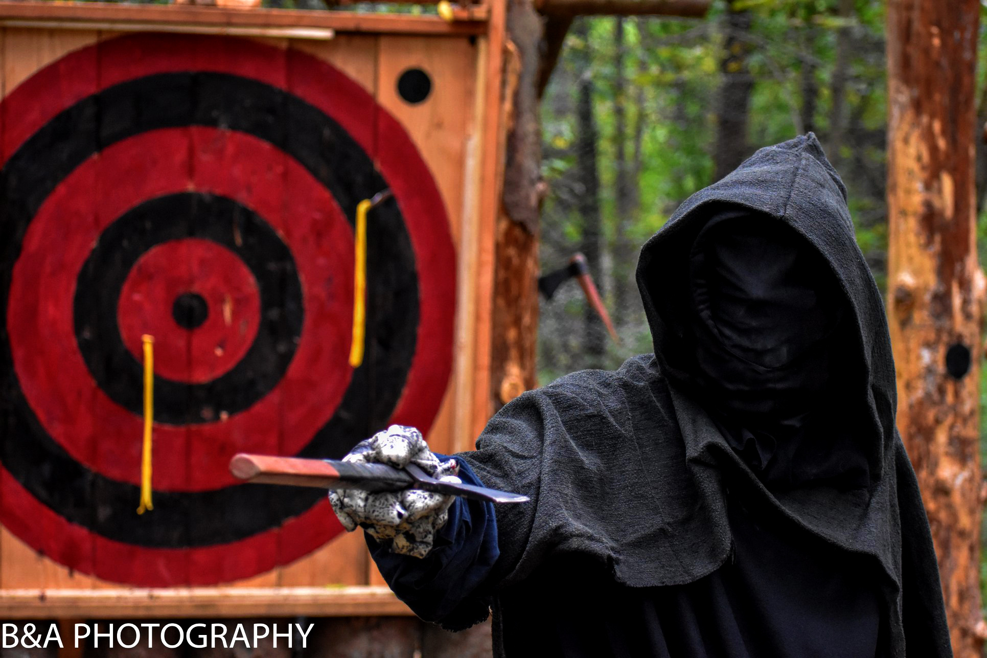 AXE THROWING