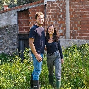 Brittany & Drew - Top Van_Life Influencer