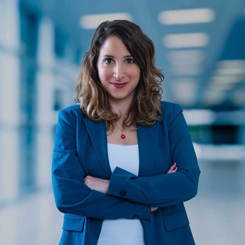 Kim Araman - Top Career Influencer