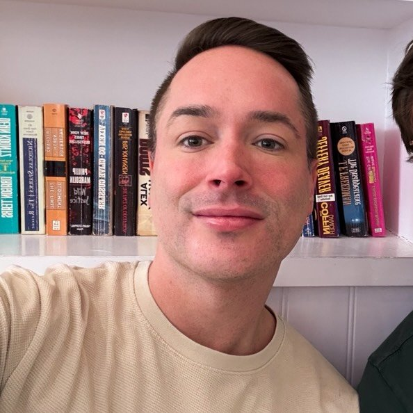 Dennis - Top Book Influencer