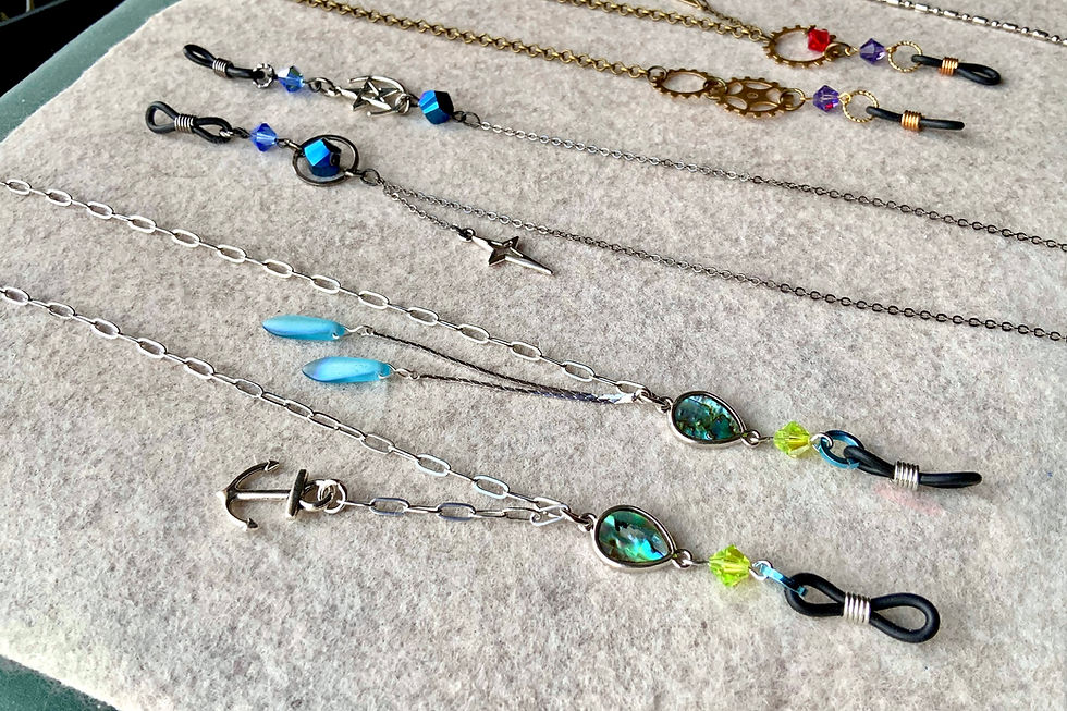 Thumbnail: VG glasses chains