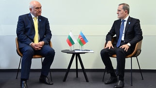 Azerbaycan-Bulgaristan, Safları Sıklaştırıyor