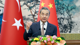 Çin: "BRICS Yeni Soğuk Savaşı Önlemeli"