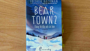 Beartown 2. Chúng tôi đấu với các bạn - Us against you by Fredrik Backman