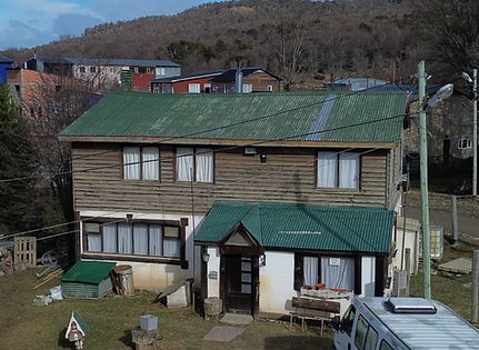 EN VENTA CASA DE 3 DORMITORIOS DE ESTILO RÚSTICO