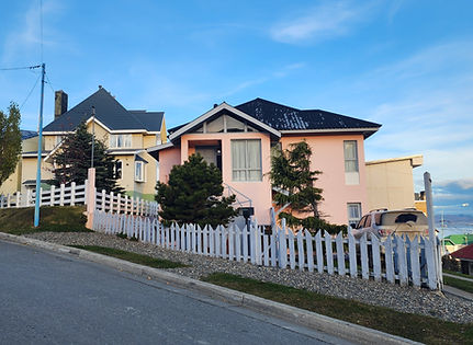 EN VENTA CASA CON VISTAS AL CANAL BEAGLE - APTO CRÉDITO HIPOTECARIO