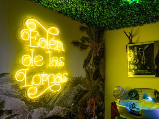 Potencializa tu estilo: Pantallas LED como parte de la identidad visual de tu salón