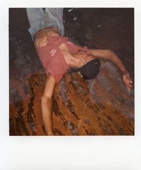 Polaroid009_C.jpg