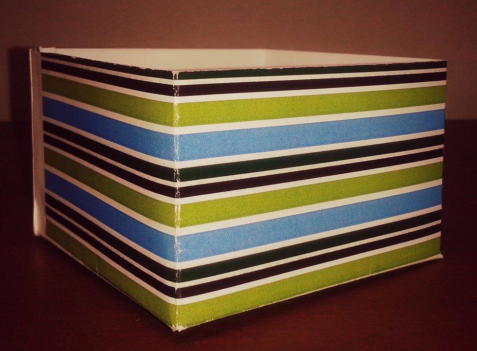 Caja rayas azul y verde