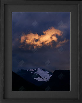 _9090680_Format 4'3_Rahmen dunkel_edited
