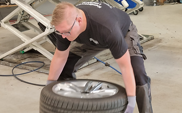 Løft af hjul 2_edited.png