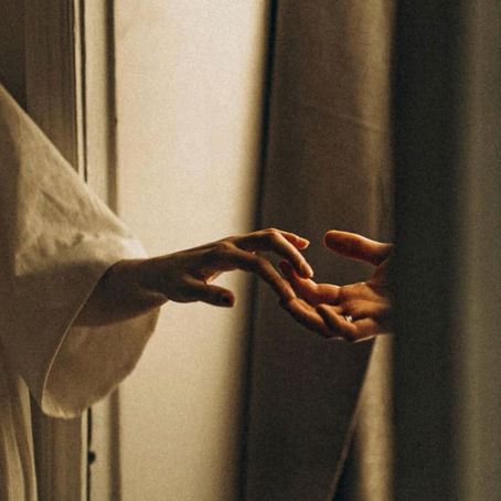L'Art de Construire la Tension Sexuelle pour Cultiver Séduction et Excitation